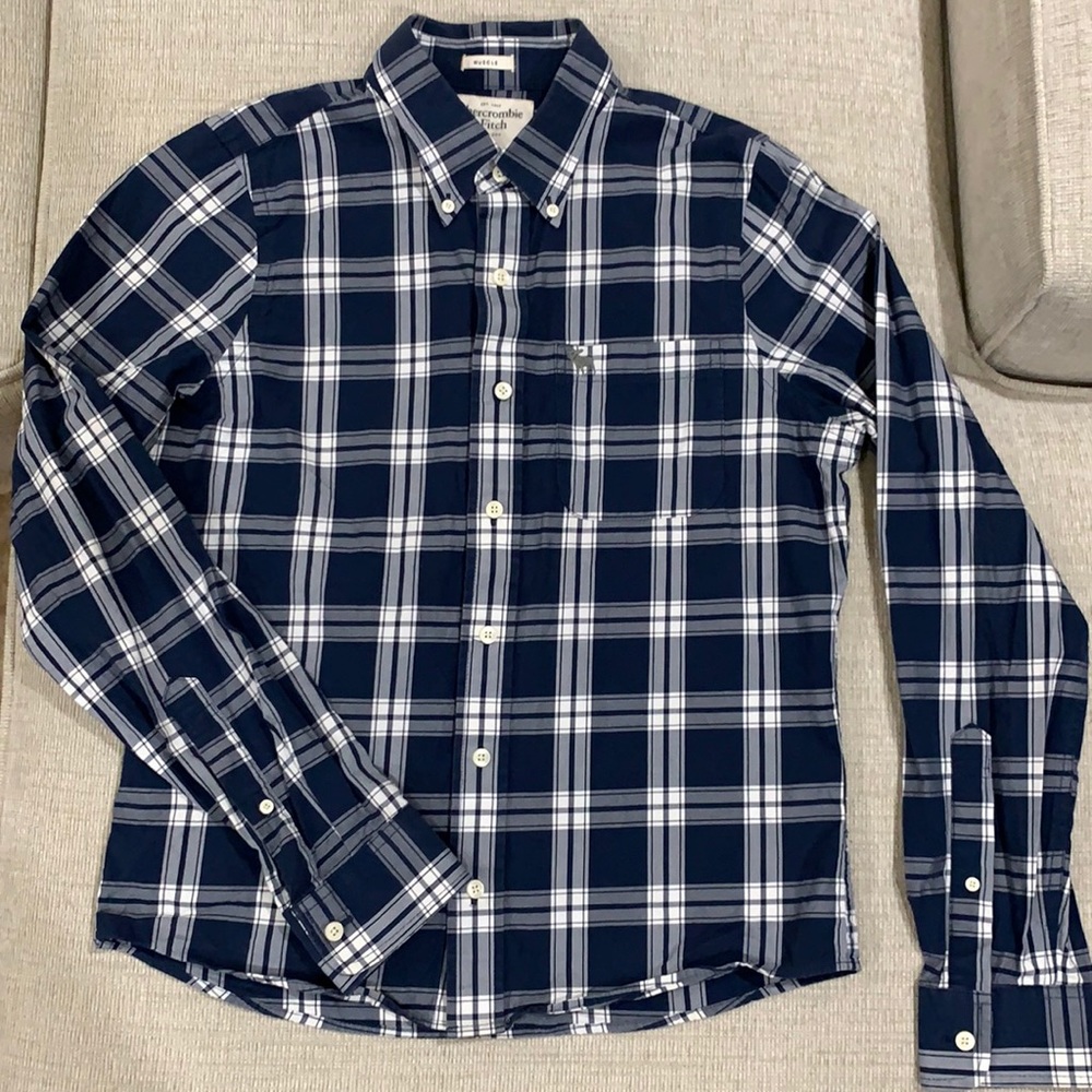 Abercrombie & Fitch Blue Long-Sleeve Large Button-Up